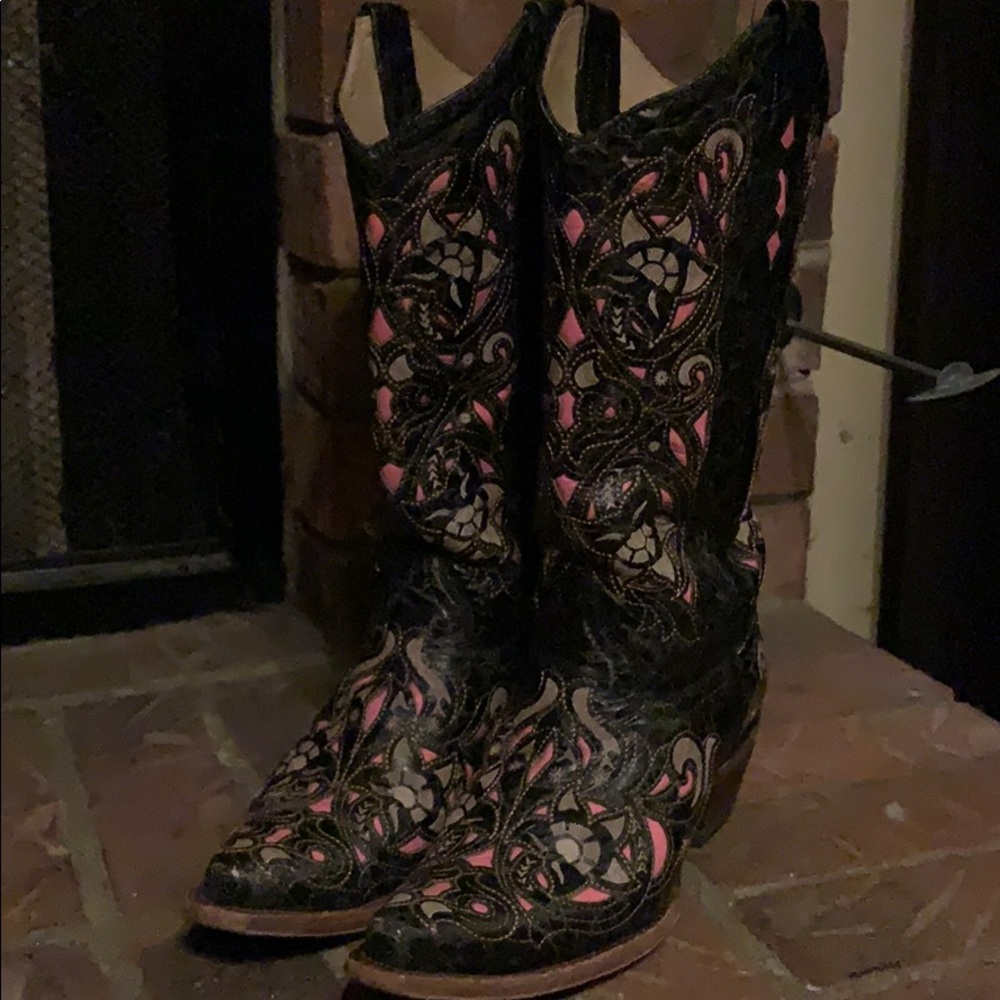 Black, pink and tan corral boots